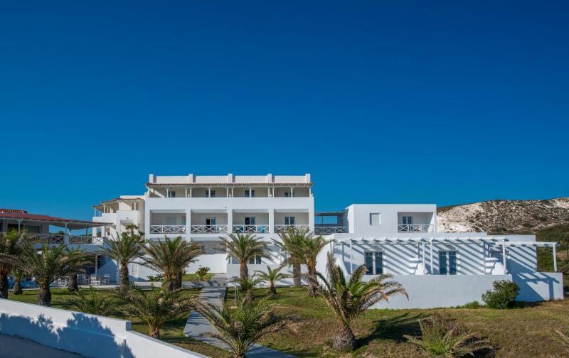 Golden Milos Beach Provatas Exterior photo